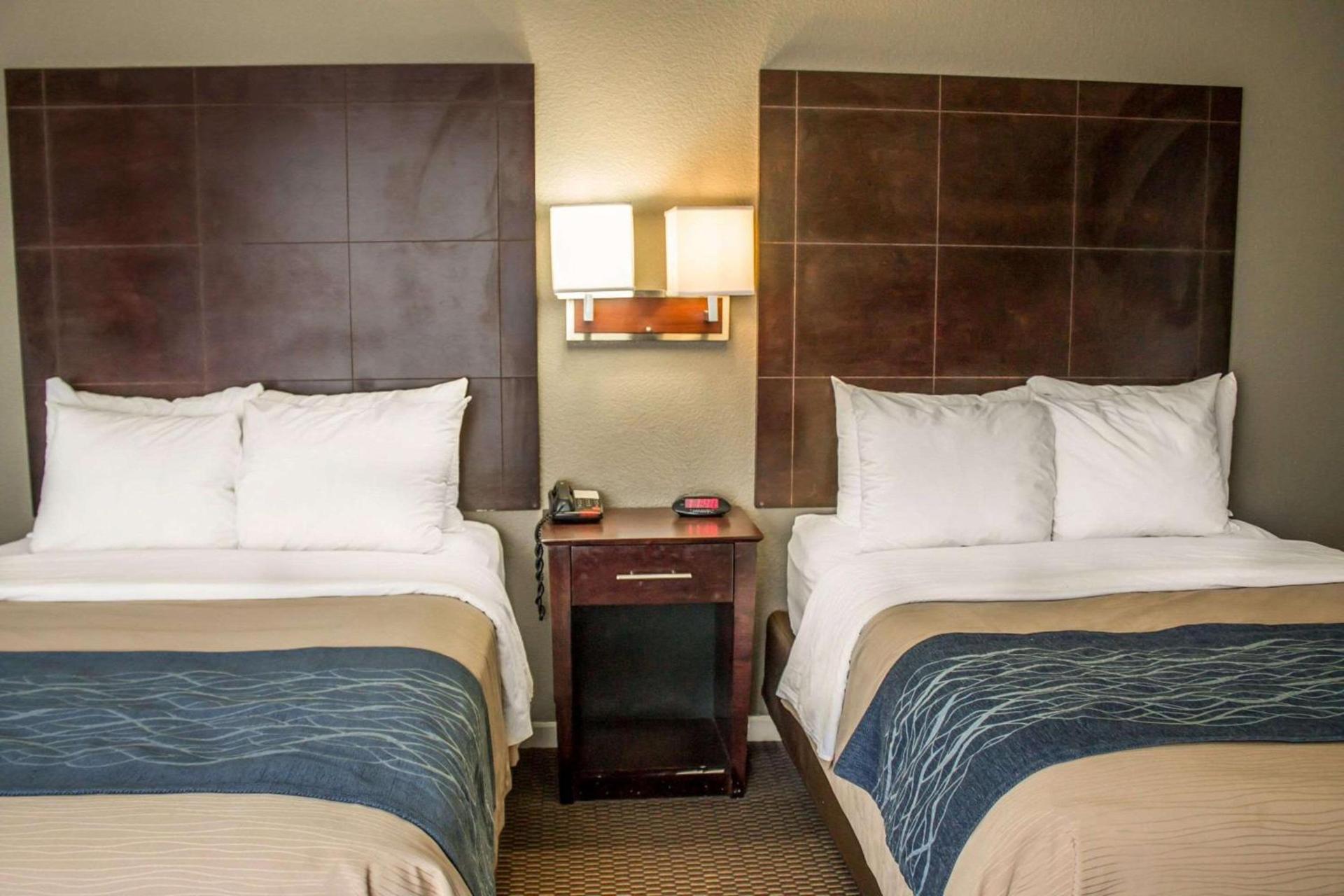 Comfort Inn Sandusky photo 21