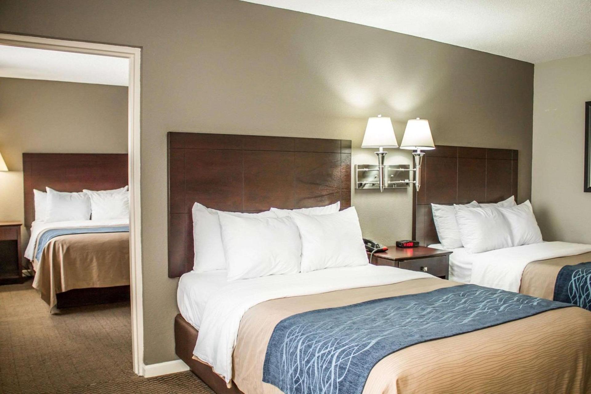 Comfort Inn Sandusky photo 13