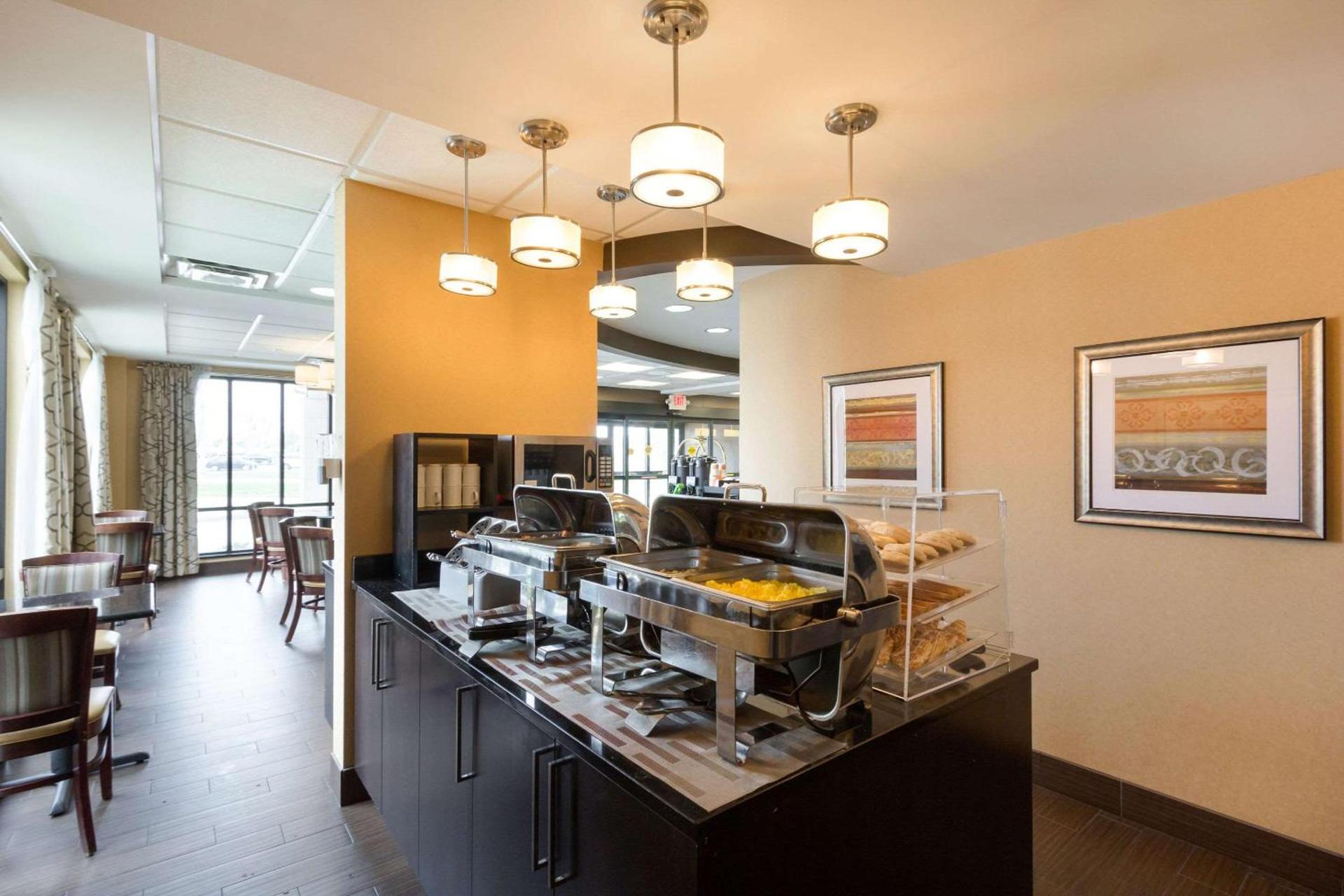 Spark By Hilton Cleveland Beachwood photo 31