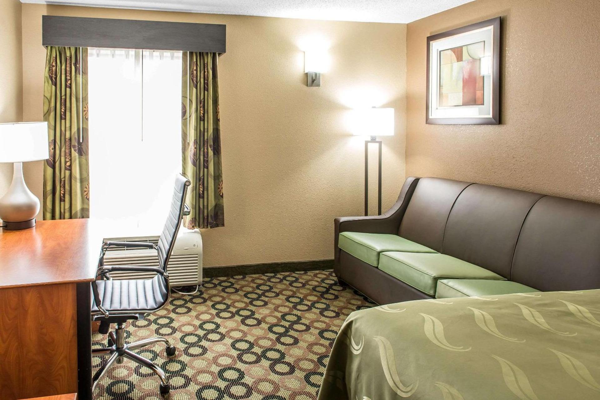 Quality Inn & Suites Columbus West - Hilliard photo 23