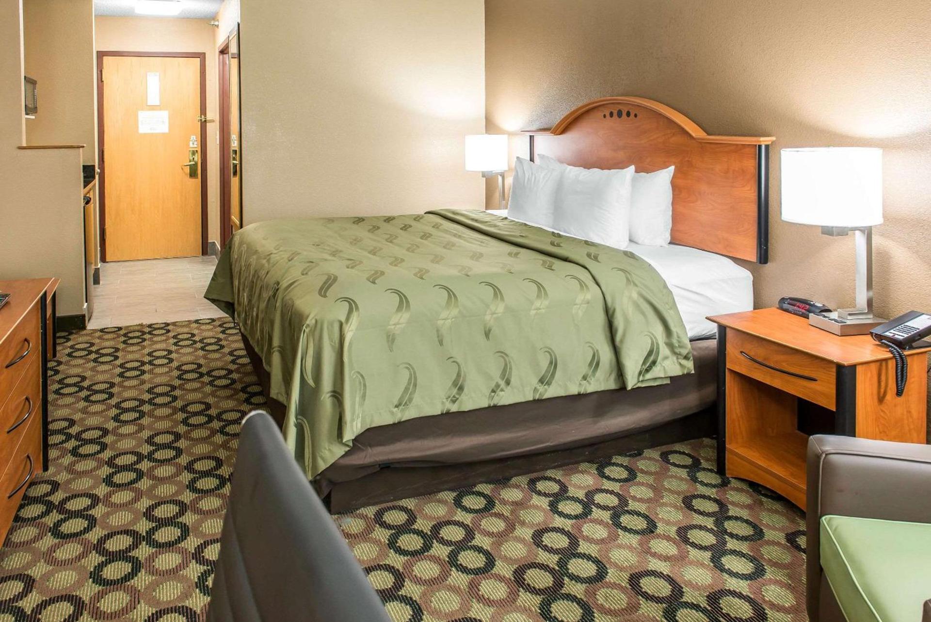Quality Inn & Suites Columbus West - Hilliard photo 19