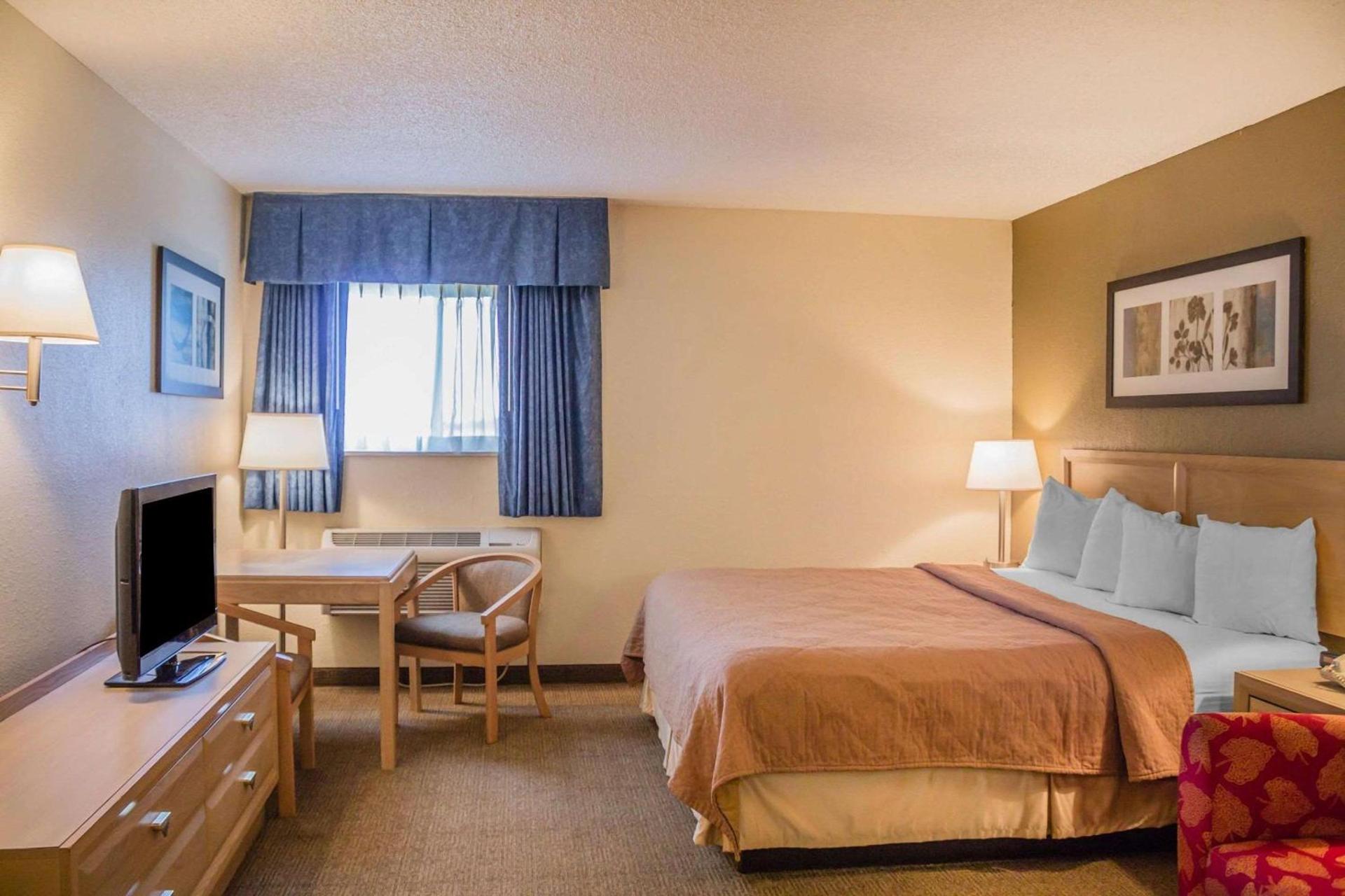 Quality Inn Port Clinton Waterfront photo 27