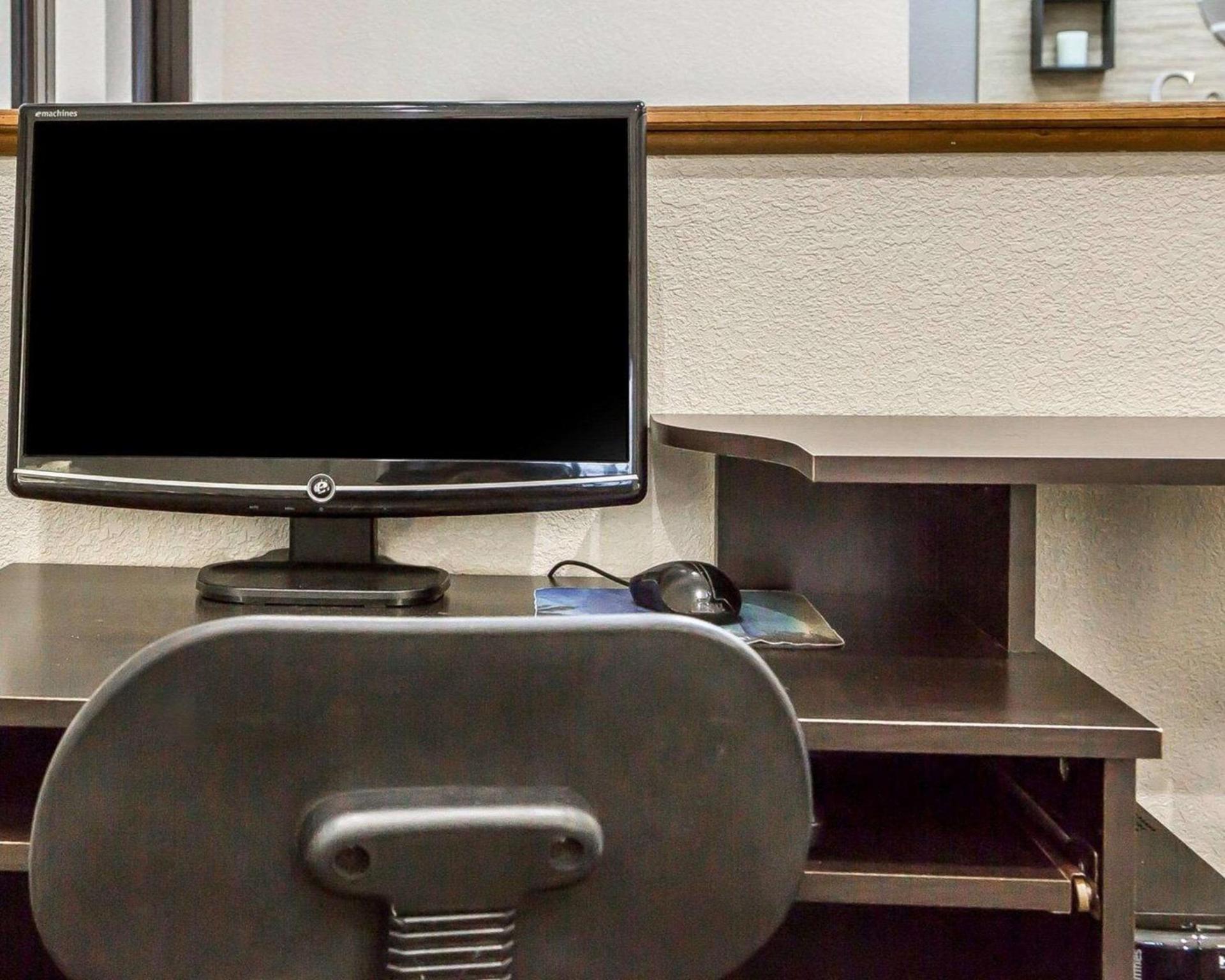 Quality Inn & Suites Circleville photo 16