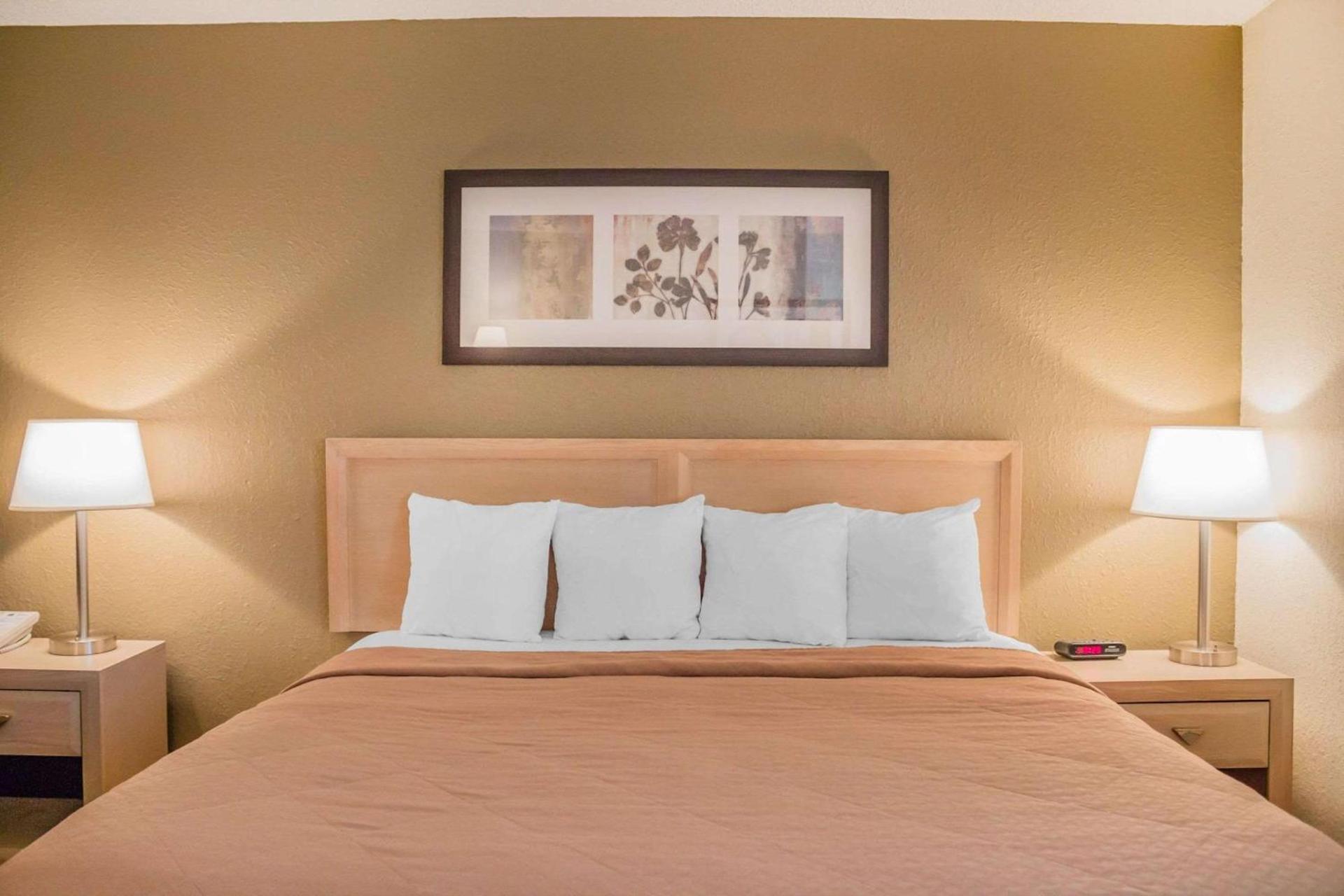 Quality Inn Port Clinton Waterfront photo 25