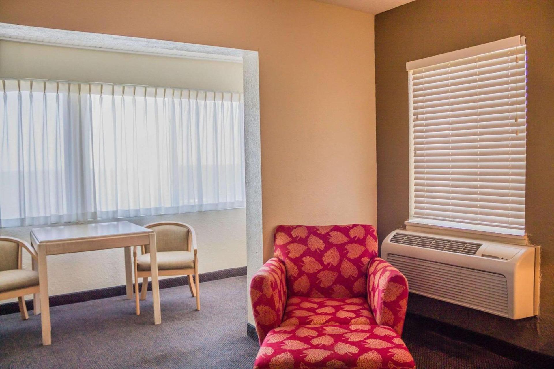 Quality Inn Port Clinton Waterfront photo 16