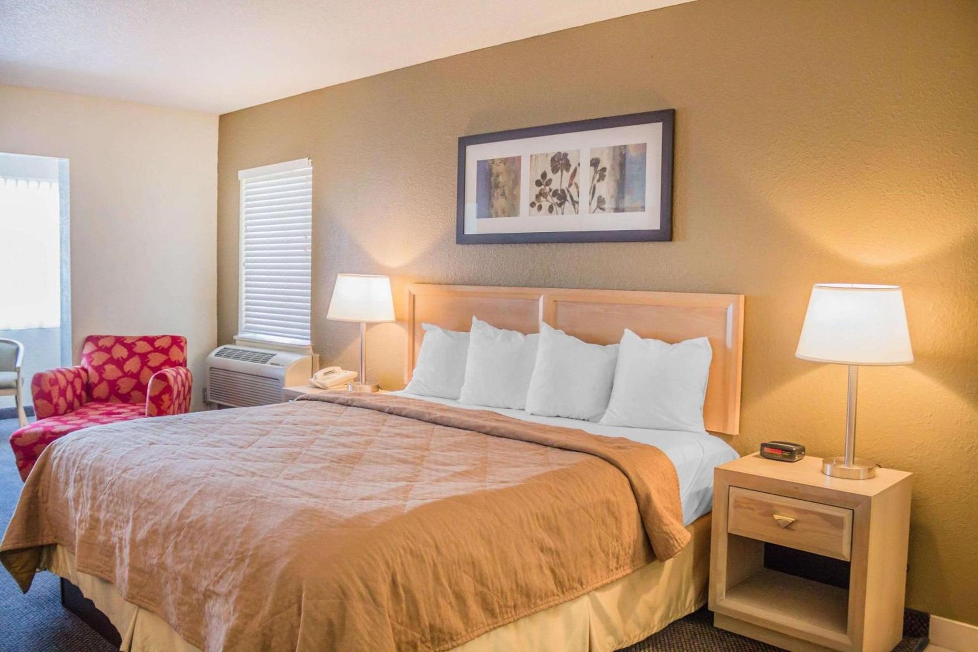 Quality Inn Port Clinton Waterfront photo 14