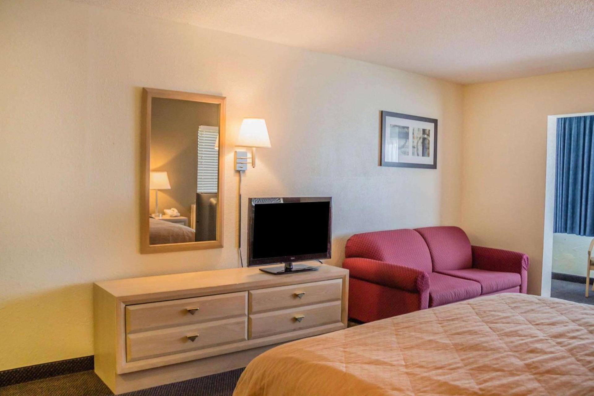 Quality Inn Port Clinton Waterfront photo 11