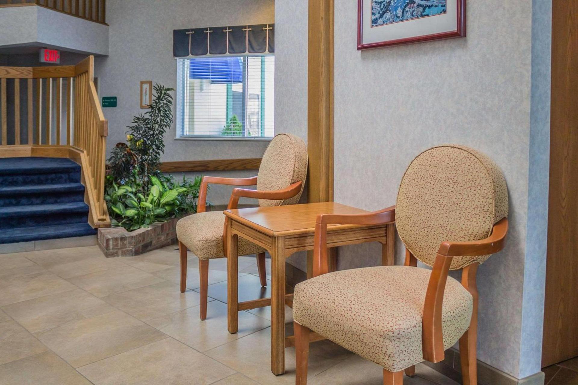 Quality Inn Port Clinton Waterfront photo 8