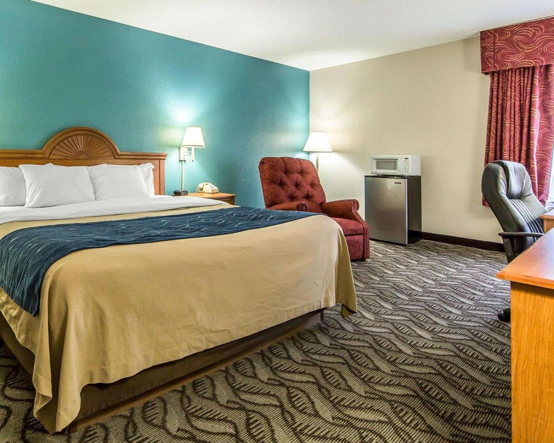 Quality Inn & Suites Circleville photo 12