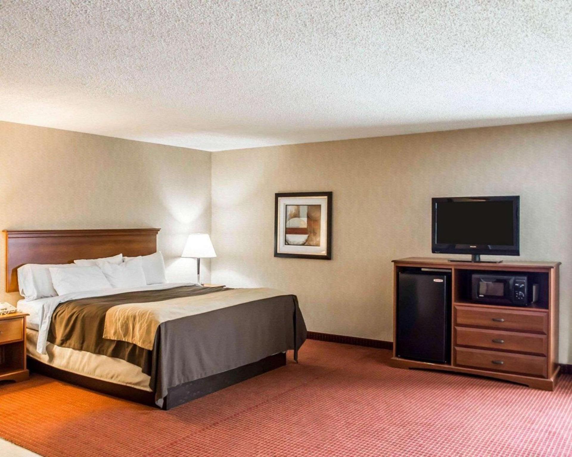 Quality Inn Springboro West photo 16