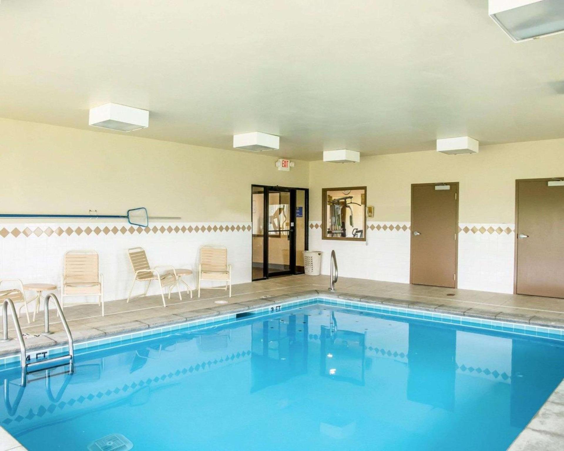Quality Inn Springboro West photo 11