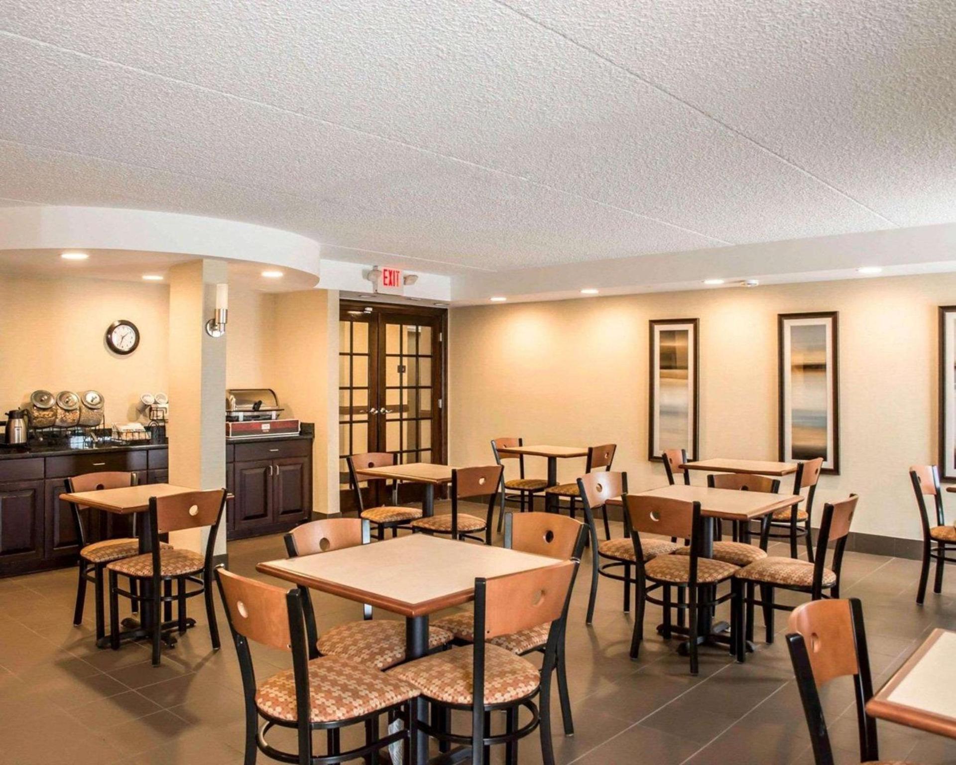 Quality Inn Springboro West photo 14