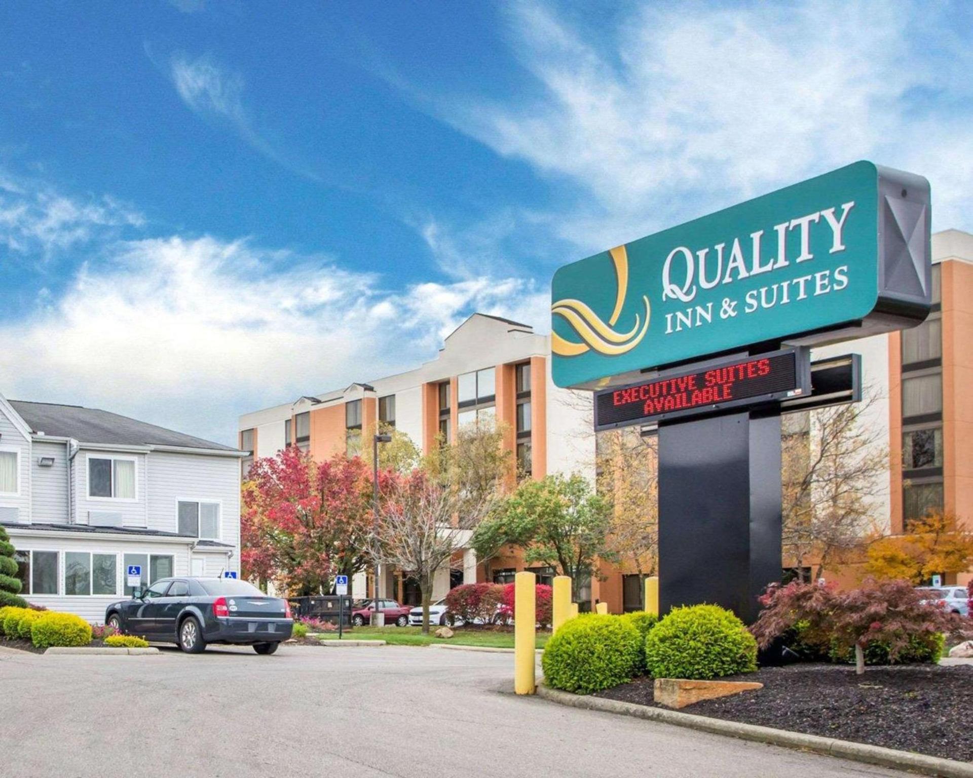 Quality Inn & Suites North-Polaris photo 3