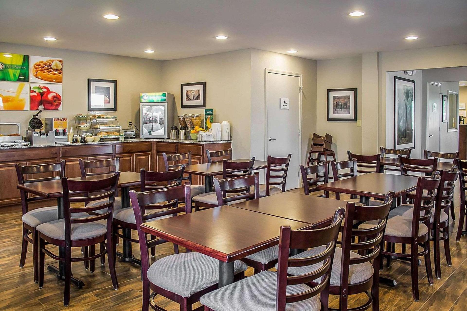 Quality Inn Cambridge photo 17