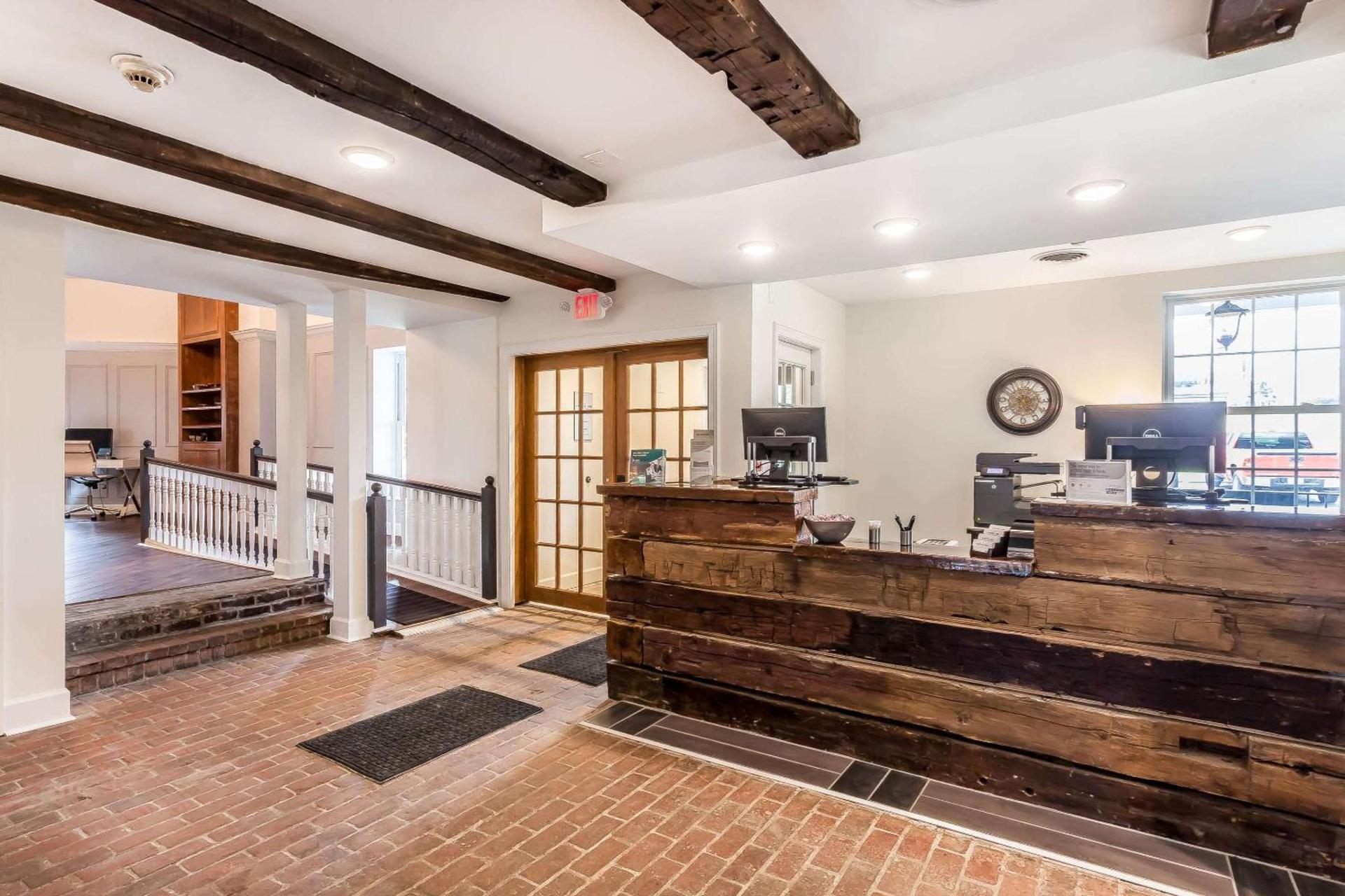 The Aurora Inn Hotel and Event Center photo 34