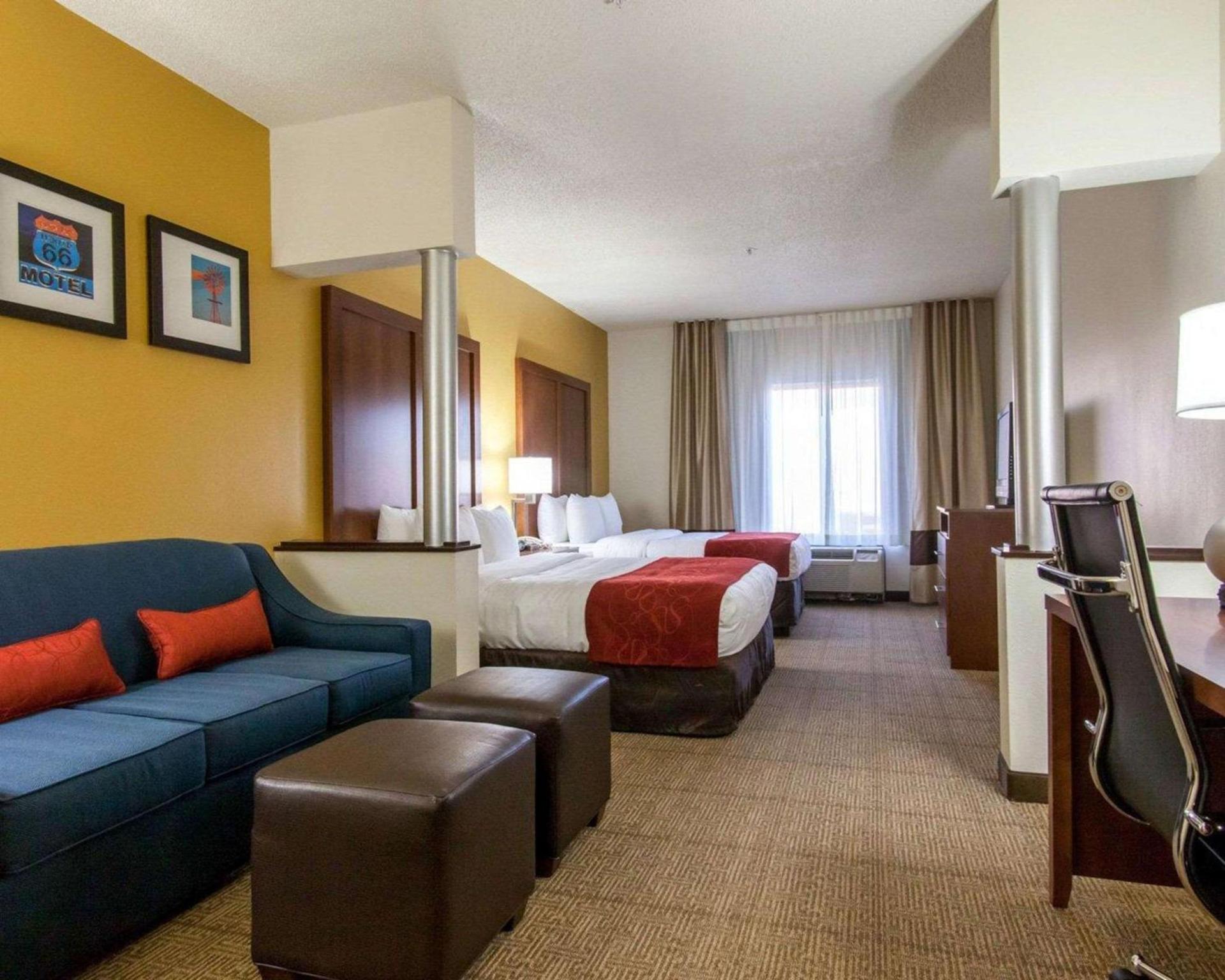 Comfort Suites Tulsa Central photo 18