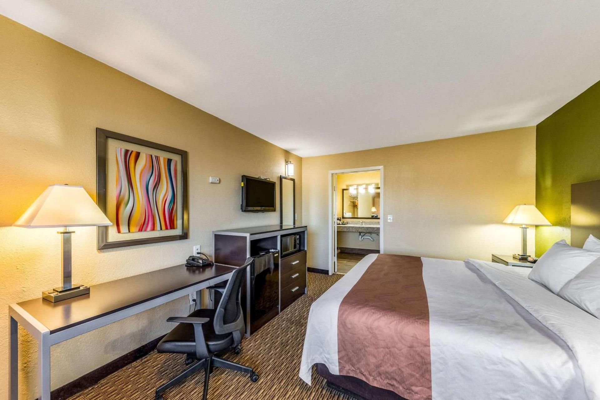 Quality Inn Glenpool - Tulsa photo 9
