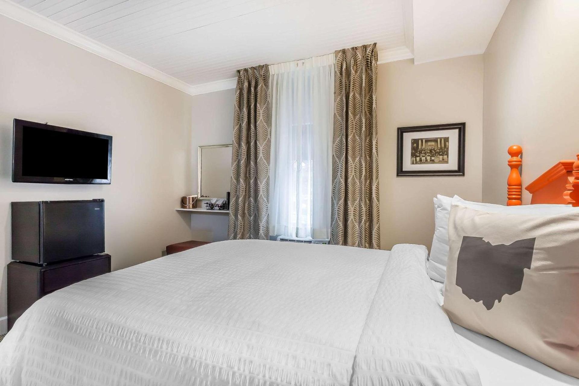 The Aurora Inn Hotel and Event Center photo 20