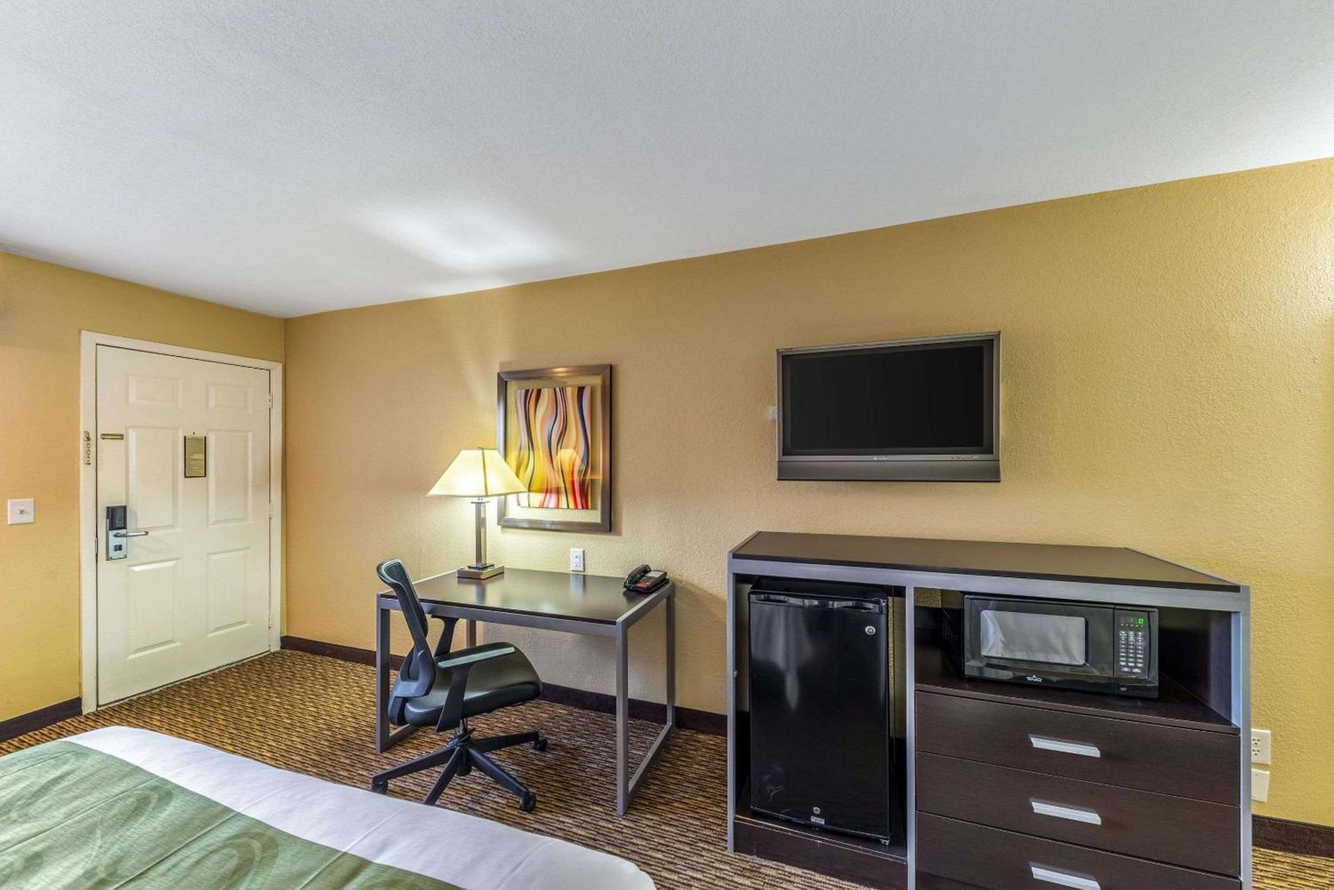 Quality Inn Glenpool - Tulsa photo 19