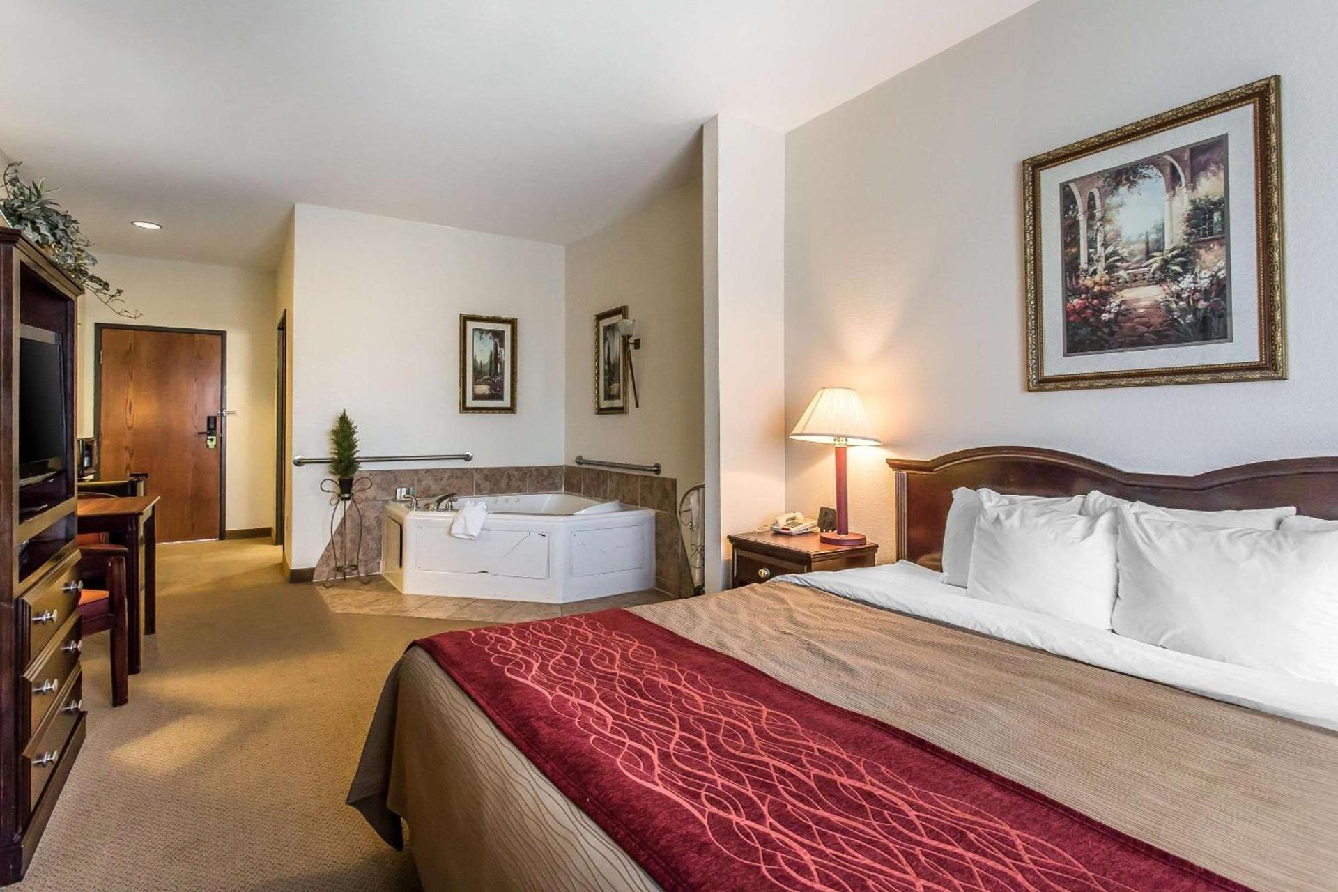 Quality Inn & Suites Guymon photo 26