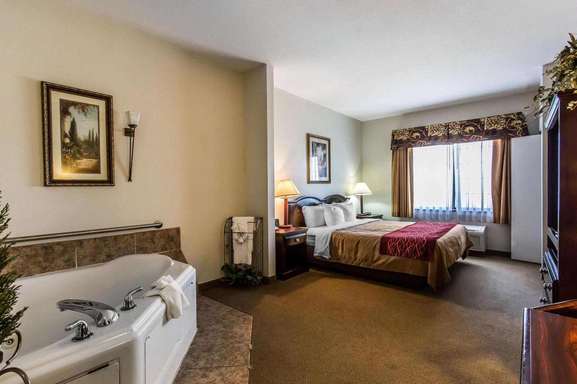 Quality Inn & Suites Guymon photo 25