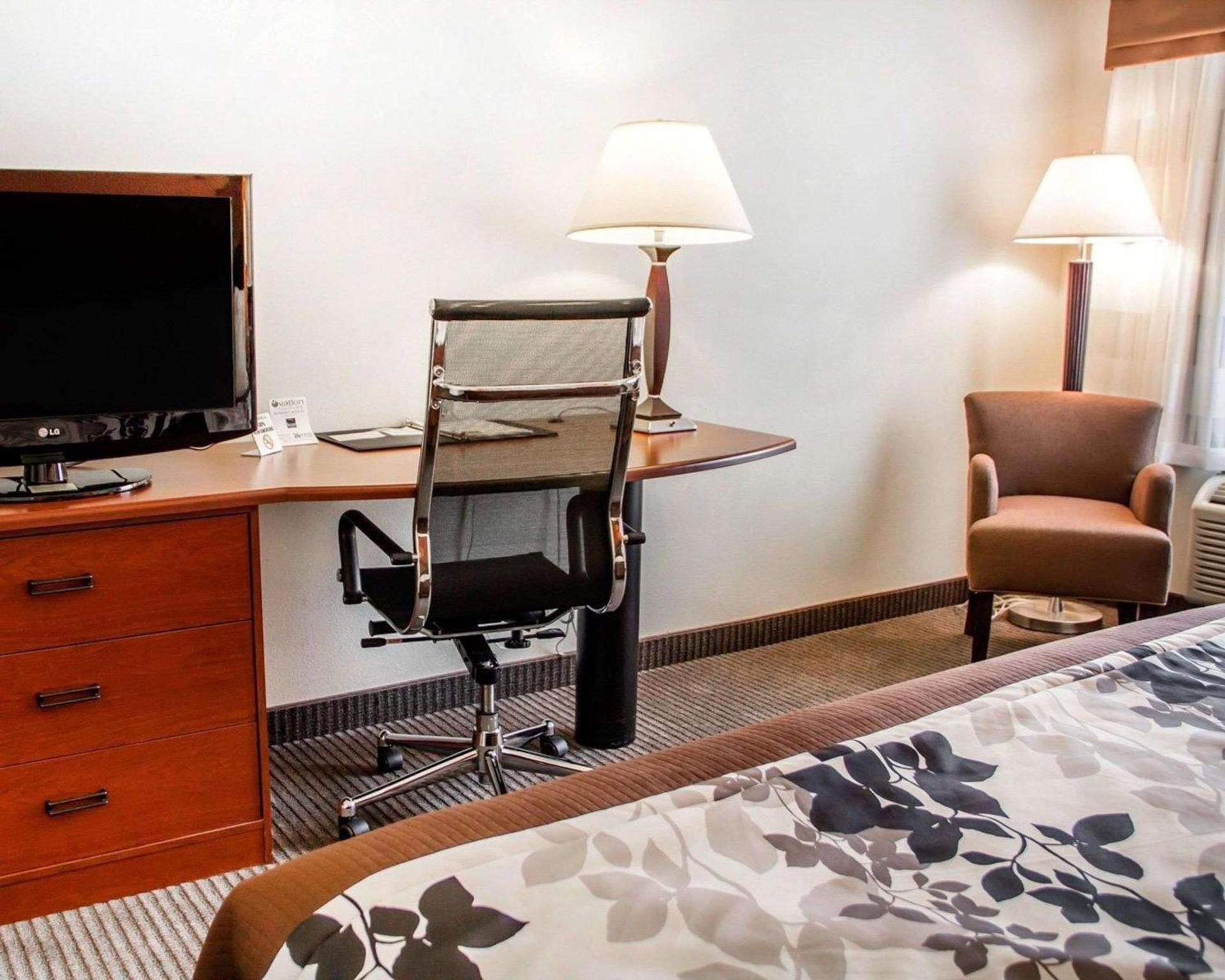 Sleep Inn & Suites Oklahoma City Northwest photo 13