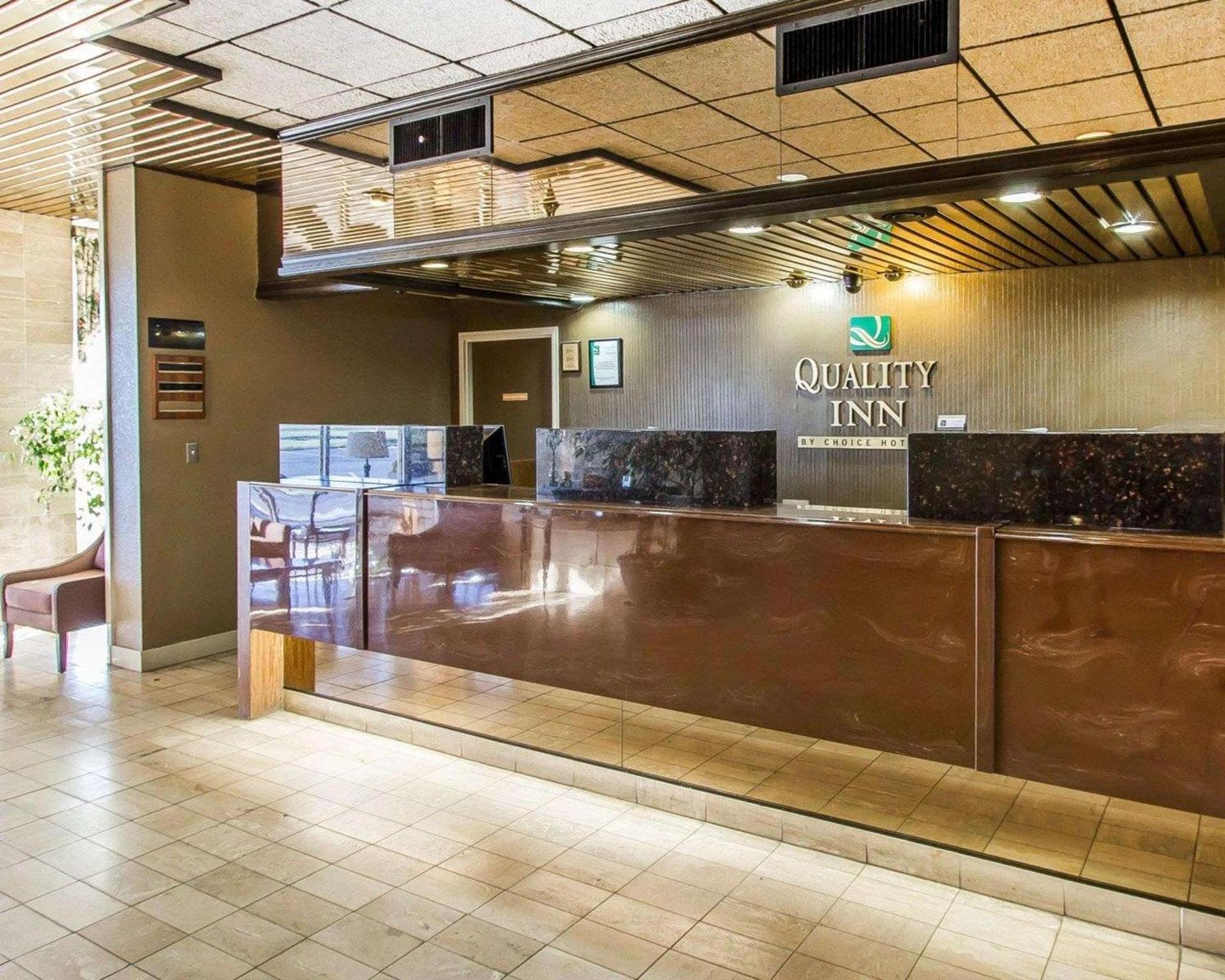 Quality Inn Ada near University photo 5