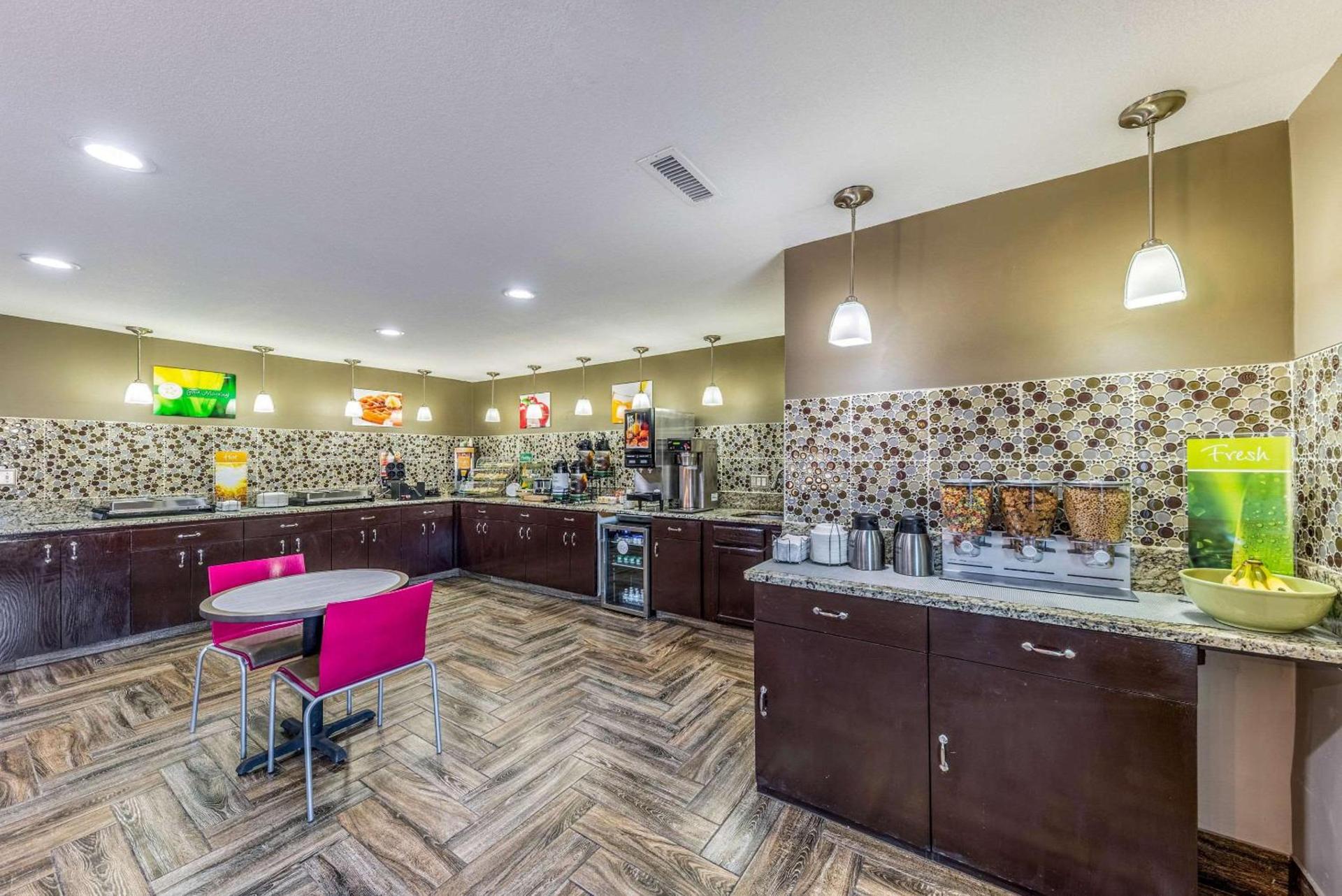 Quality Inn Glenpool - Tulsa photo 31