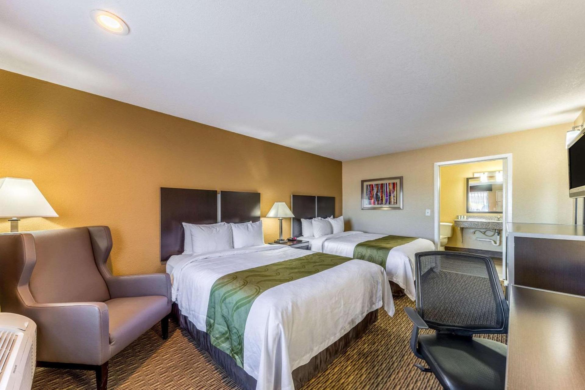 Quality Inn Glenpool - Tulsa photo 13