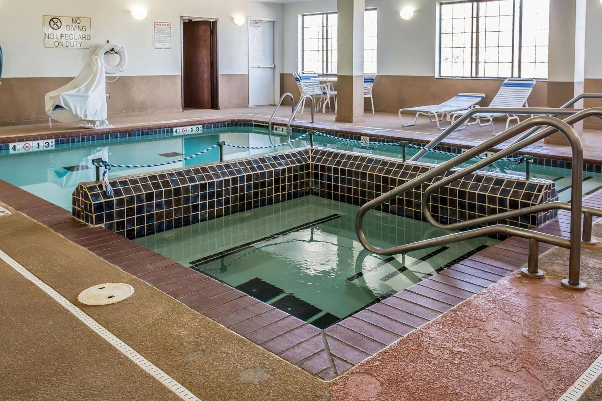 Quality Inn & Suites Guymon photo 15