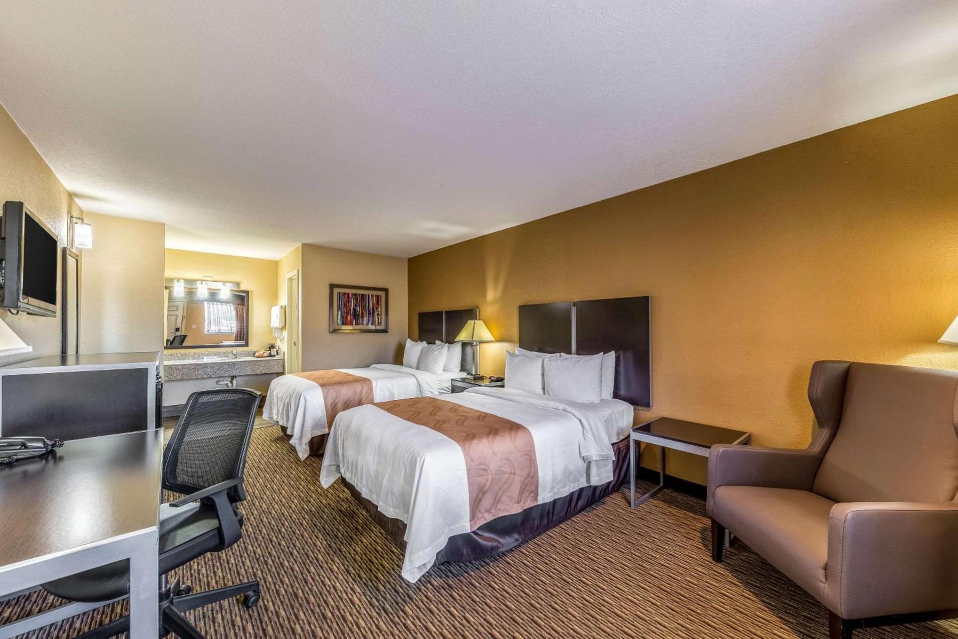 Quality Inn Glenpool - Tulsa photo 24