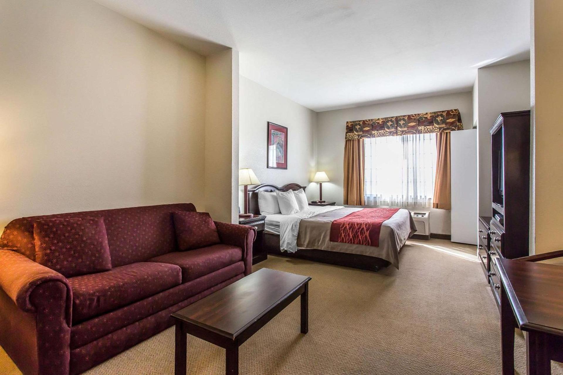 Quality Inn & Suites Guymon photo 2
