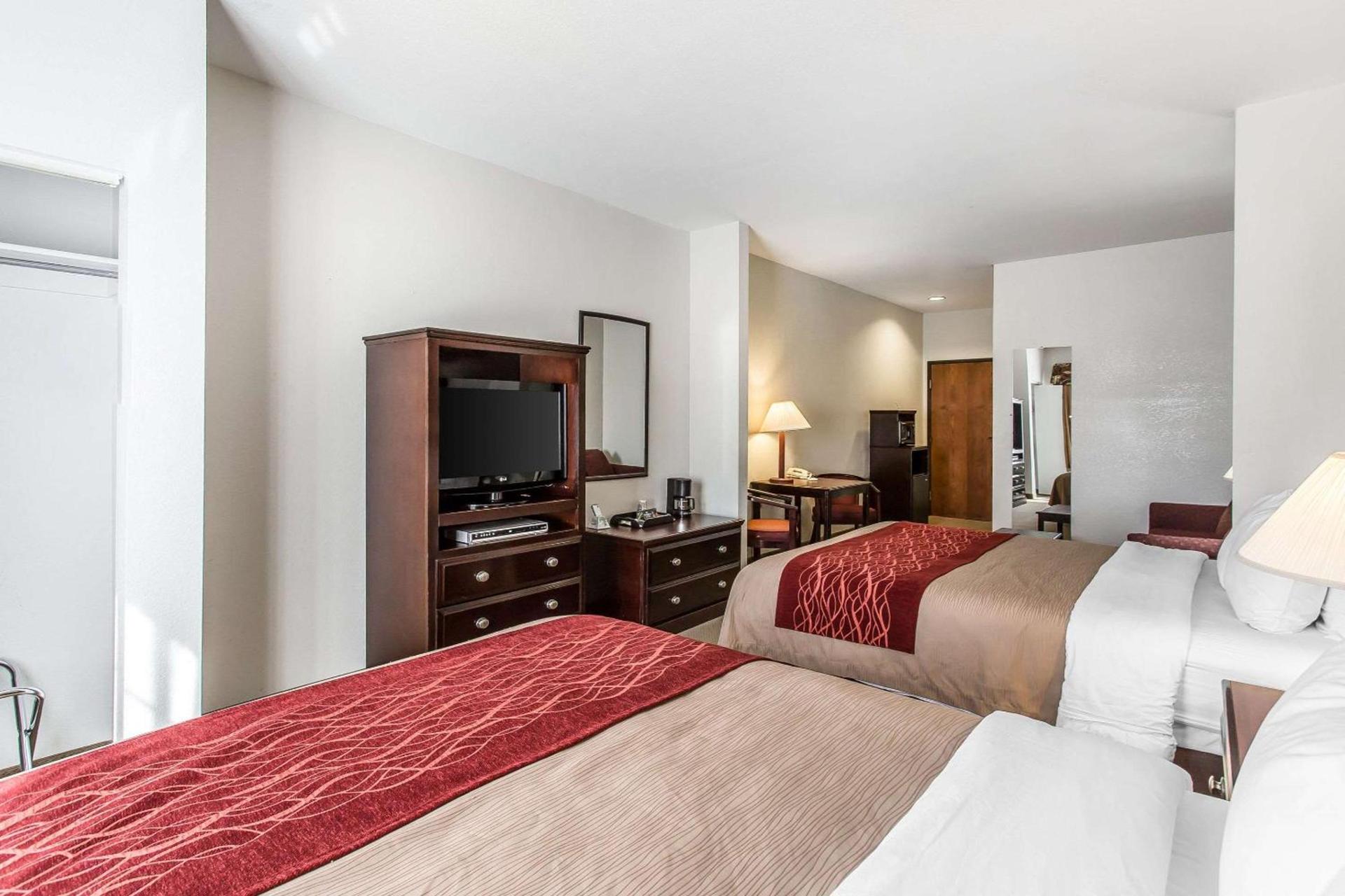 Quality Inn & Suites Guymon photo 12