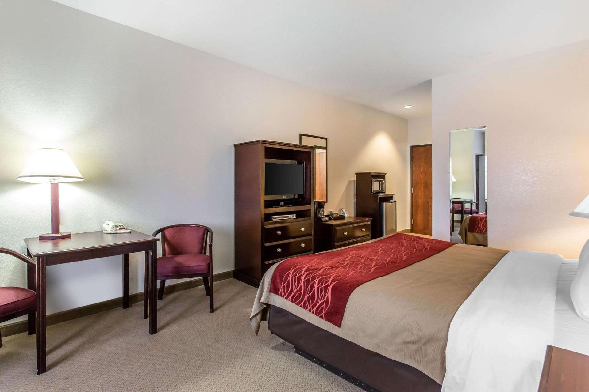 Quality Inn & Suites Guymon photo 11