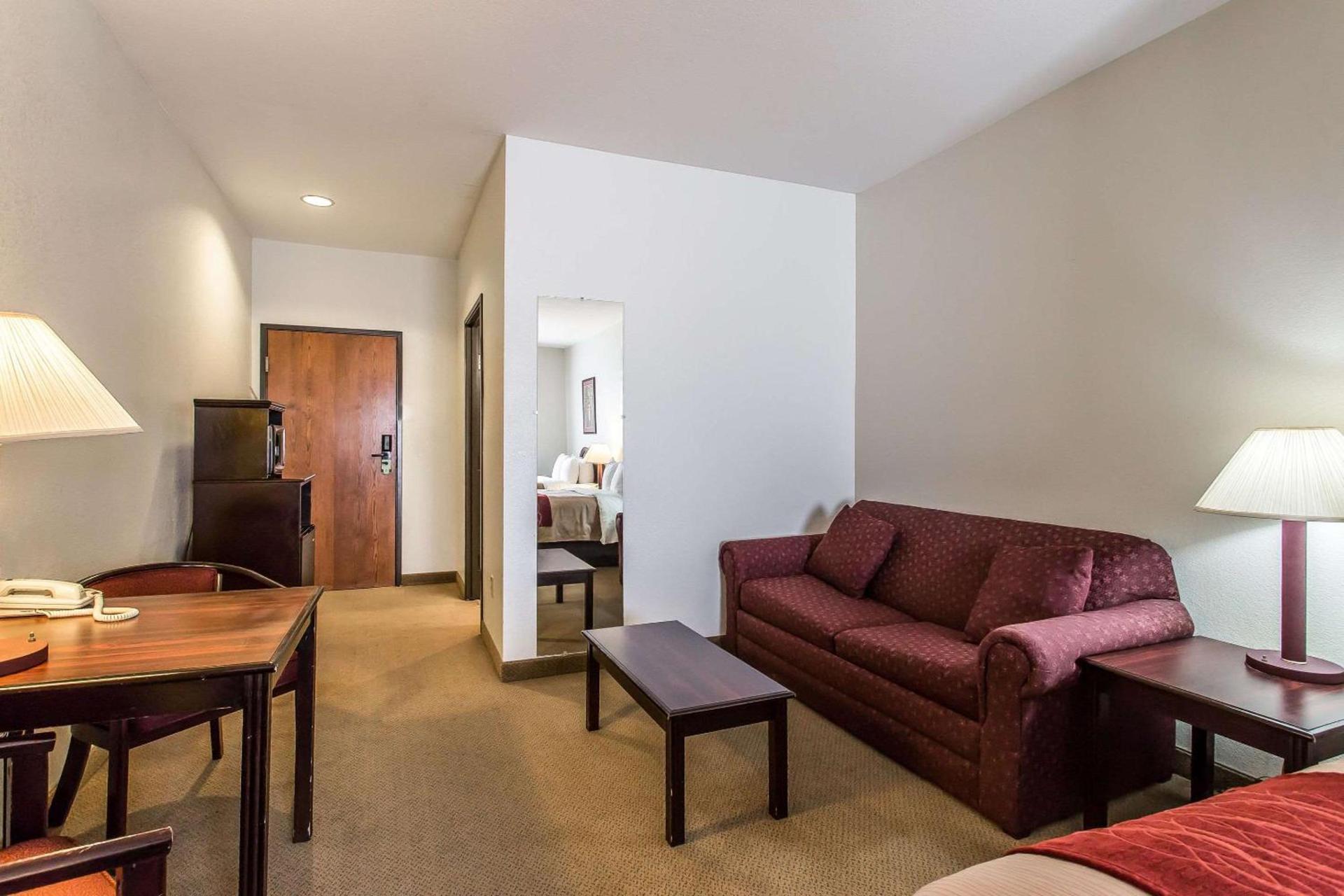Quality Inn & Suites Guymon photo 7