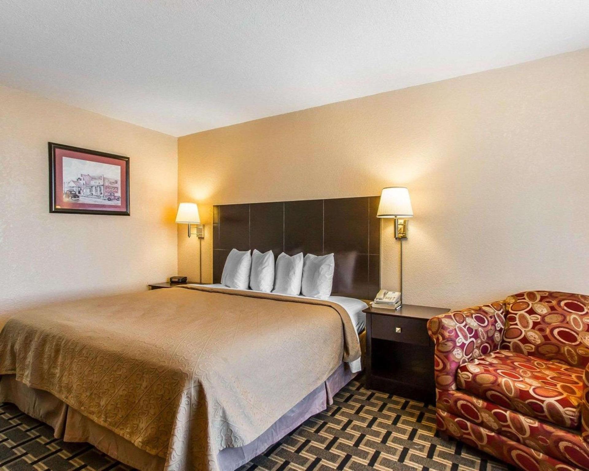 Quality Inn Ada near University photo 25
