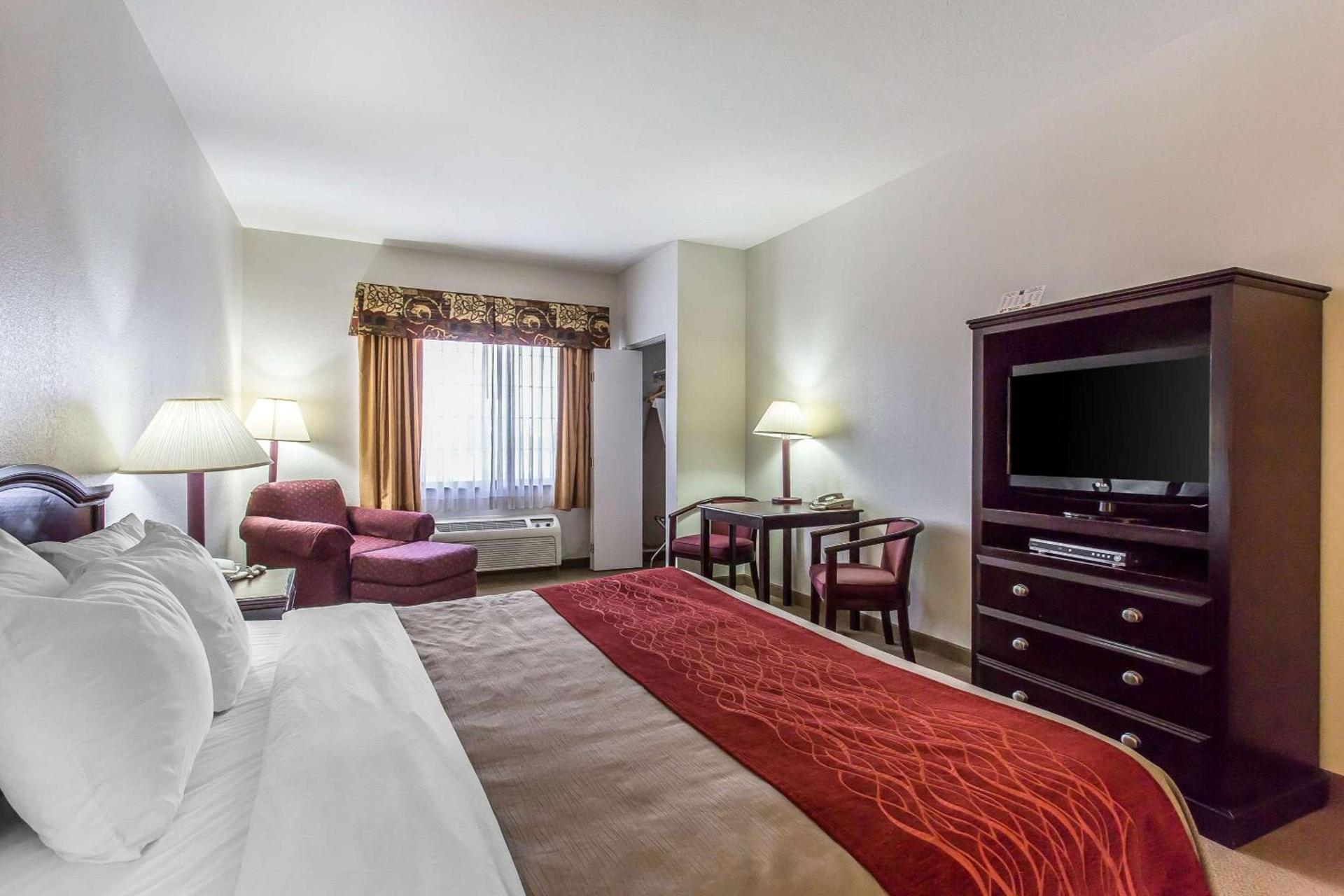 Quality Inn & Suites Guymon photo 4