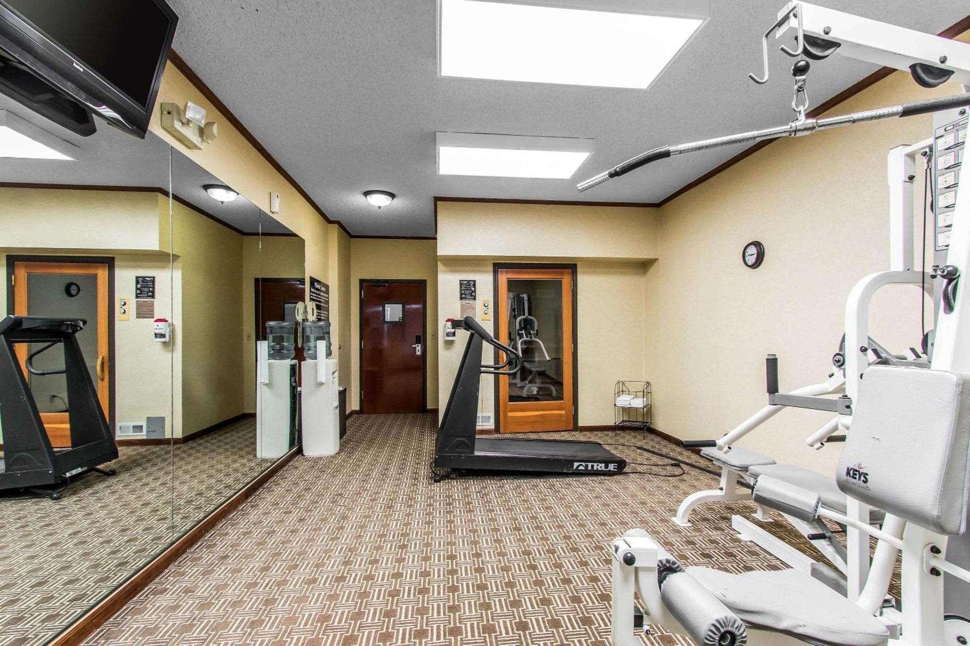 Ardmore Inn & Suites Ardmore photo 19