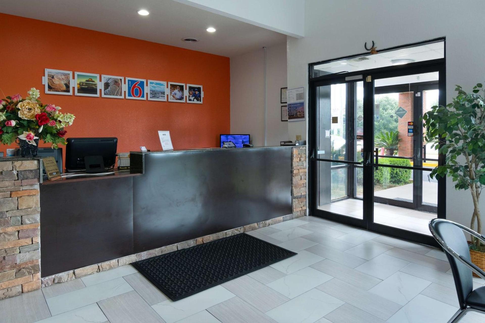 Motel 6-Montgomery, AL - Coliseum photo 19