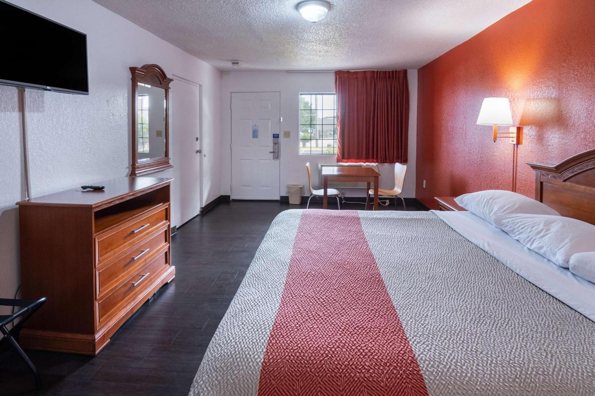 Motel 6-Montgomery, AL - Coliseum photo 9