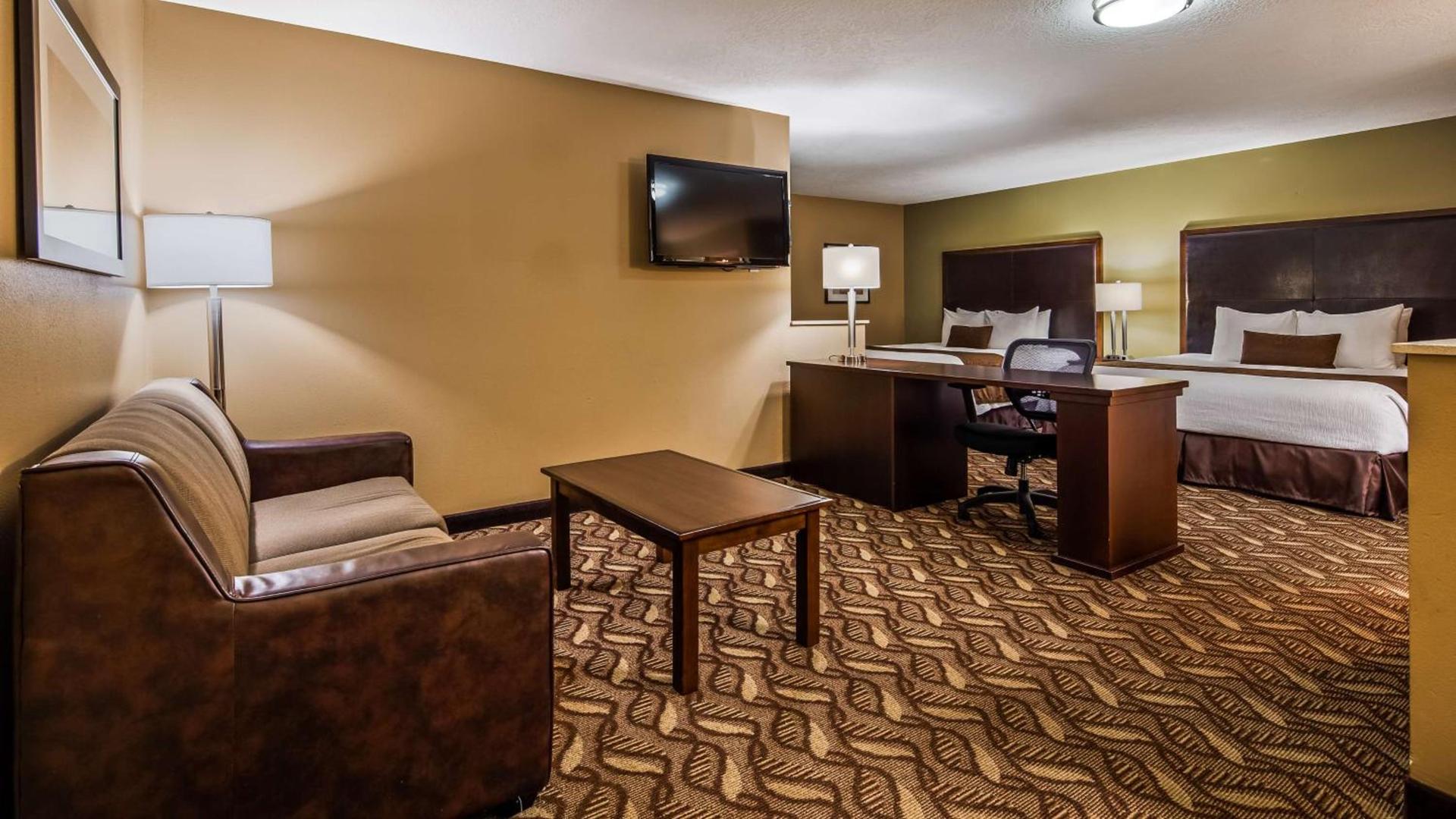 Best Western Plus Grand Manor Inn photo 9