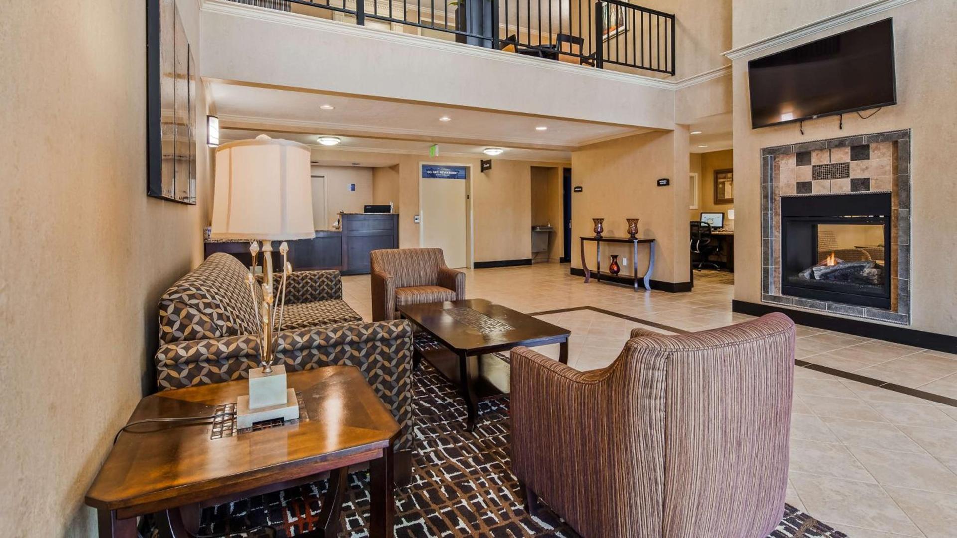 Best Western Plus Grand Manor Inn photo 2