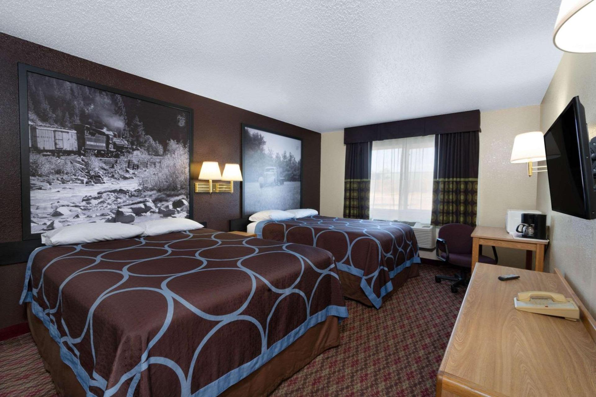 Super 8 by Wyndham Fountain photo 4
