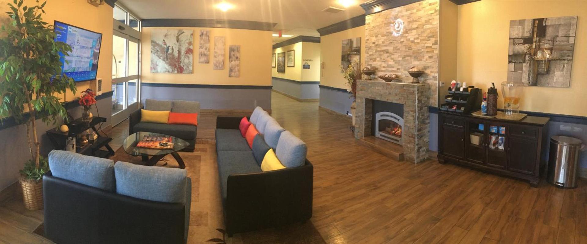 Days Hotel by Wyndham Danville Conference Center photo 13