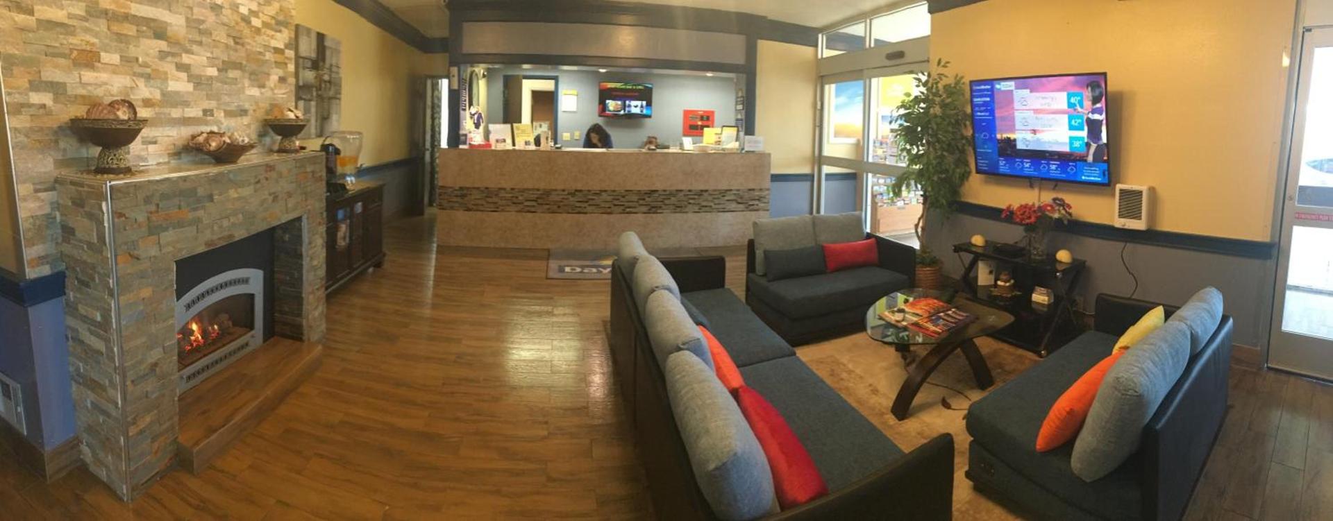 Days Hotel by Wyndham Danville Conference Center photo 10