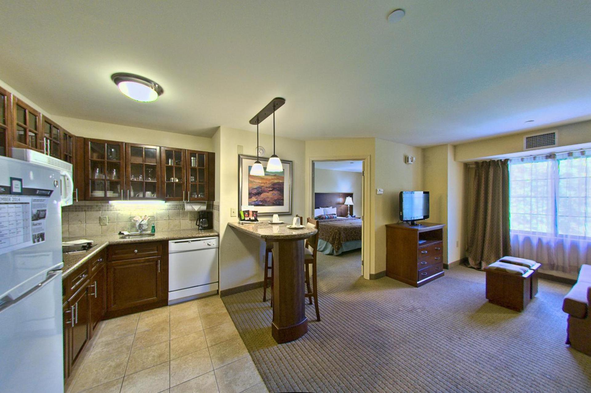 Staybridge Suites East Stroudsburg - Poconos by IHG photo 3