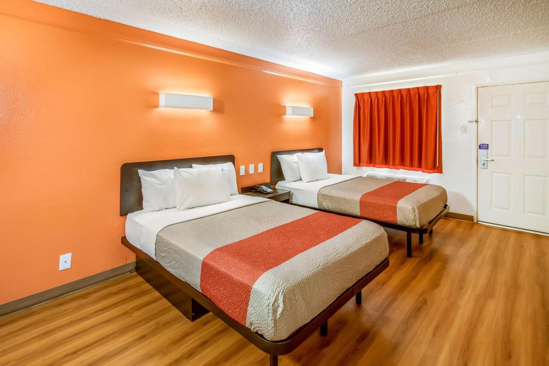Motel 6-Euless, TX - DFW West photo 20