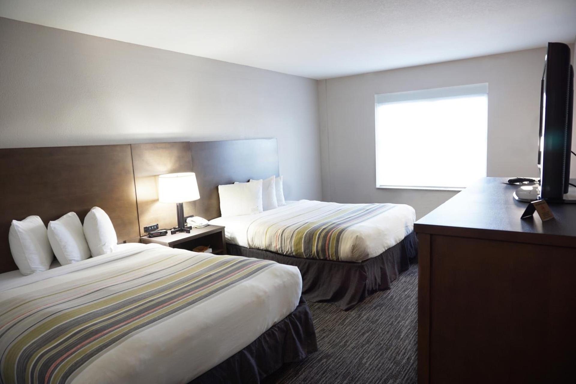 Country Inn & Suites by Radisson, Tampa-Brandon, FL photo 33