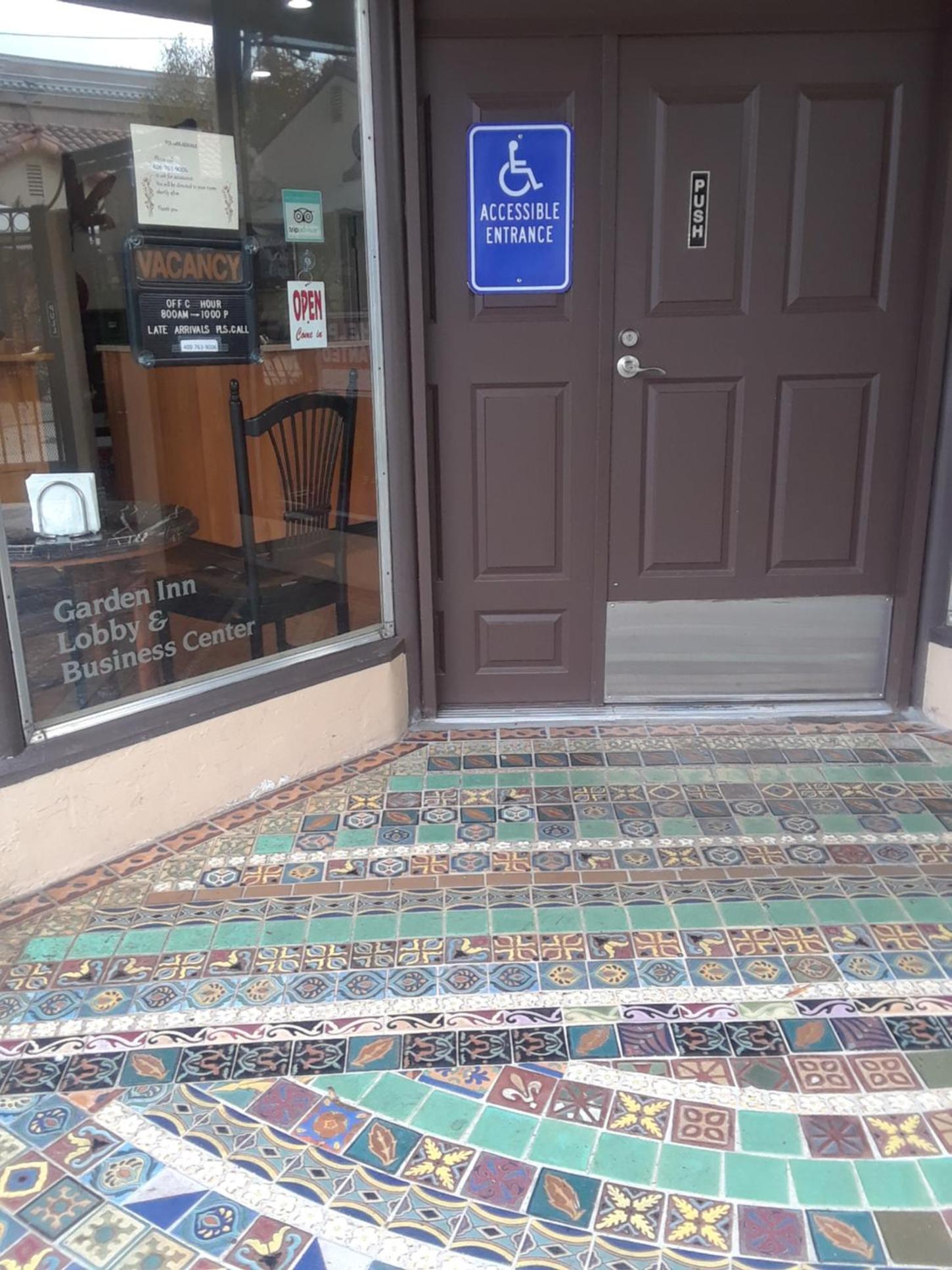 Los Gatos Garden Inn Hotel photo 14