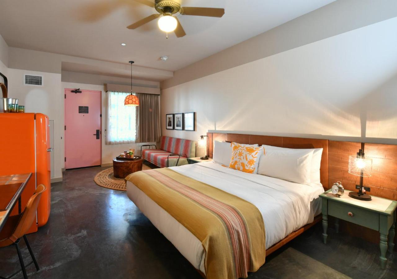 Texican Court, by Valencia Hotel Collection photo 12